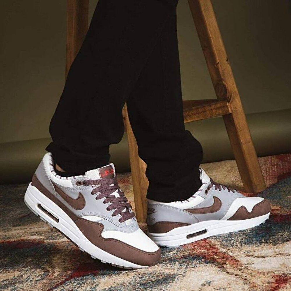 Nike Air Maxi 1 PRM (Shima Shima). Brand New. Mens Size: 7 & 9.